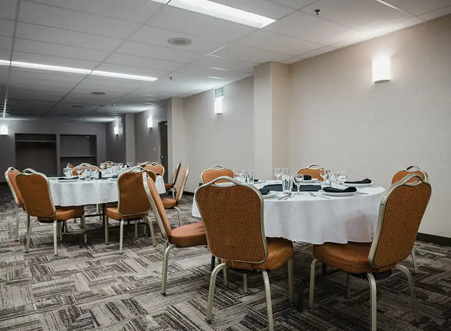 Aspen Room 4