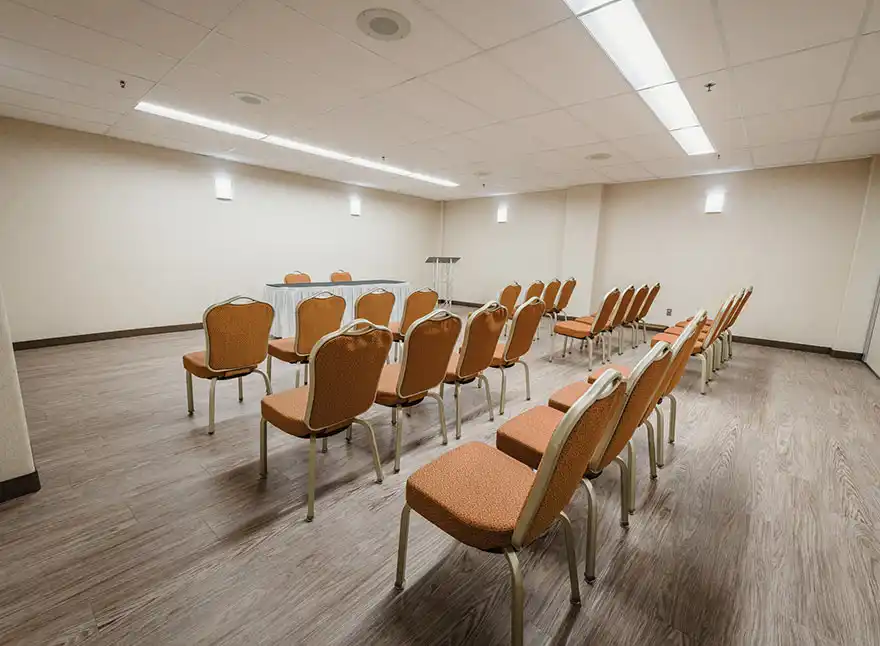 Birch Room 9