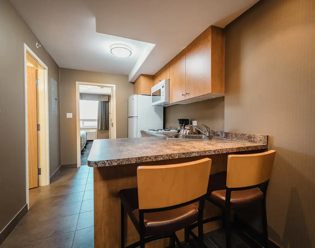 Executive King Kitchen 2