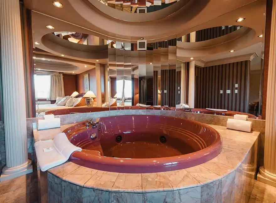 Romance Suite 5