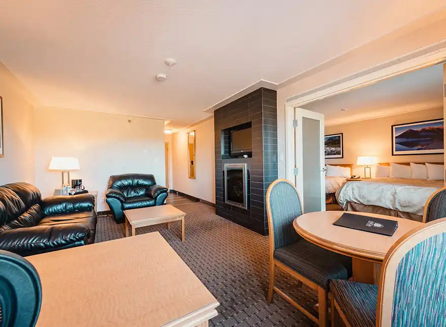 Suite - 2 Queen Beds 2