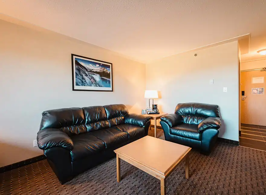 Suite - 2 Queen Beds 3